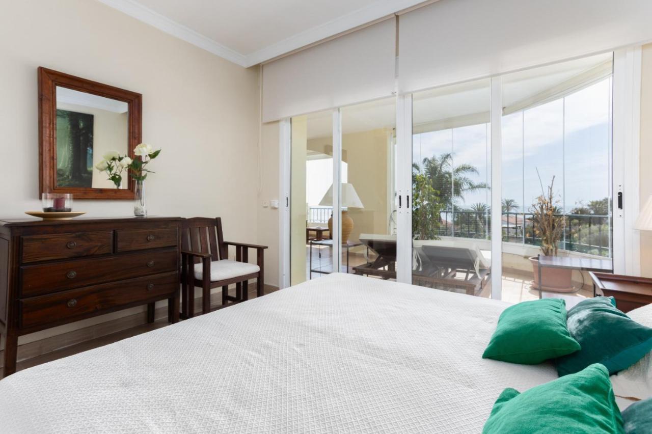 Homeforguest Front Line Beach Apartment In Hacienda Playa Marbella Exterior foto